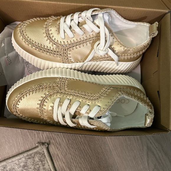 Coconuts by Matisse Gold and White Low-Top Sneakers - Picture 1 of 2